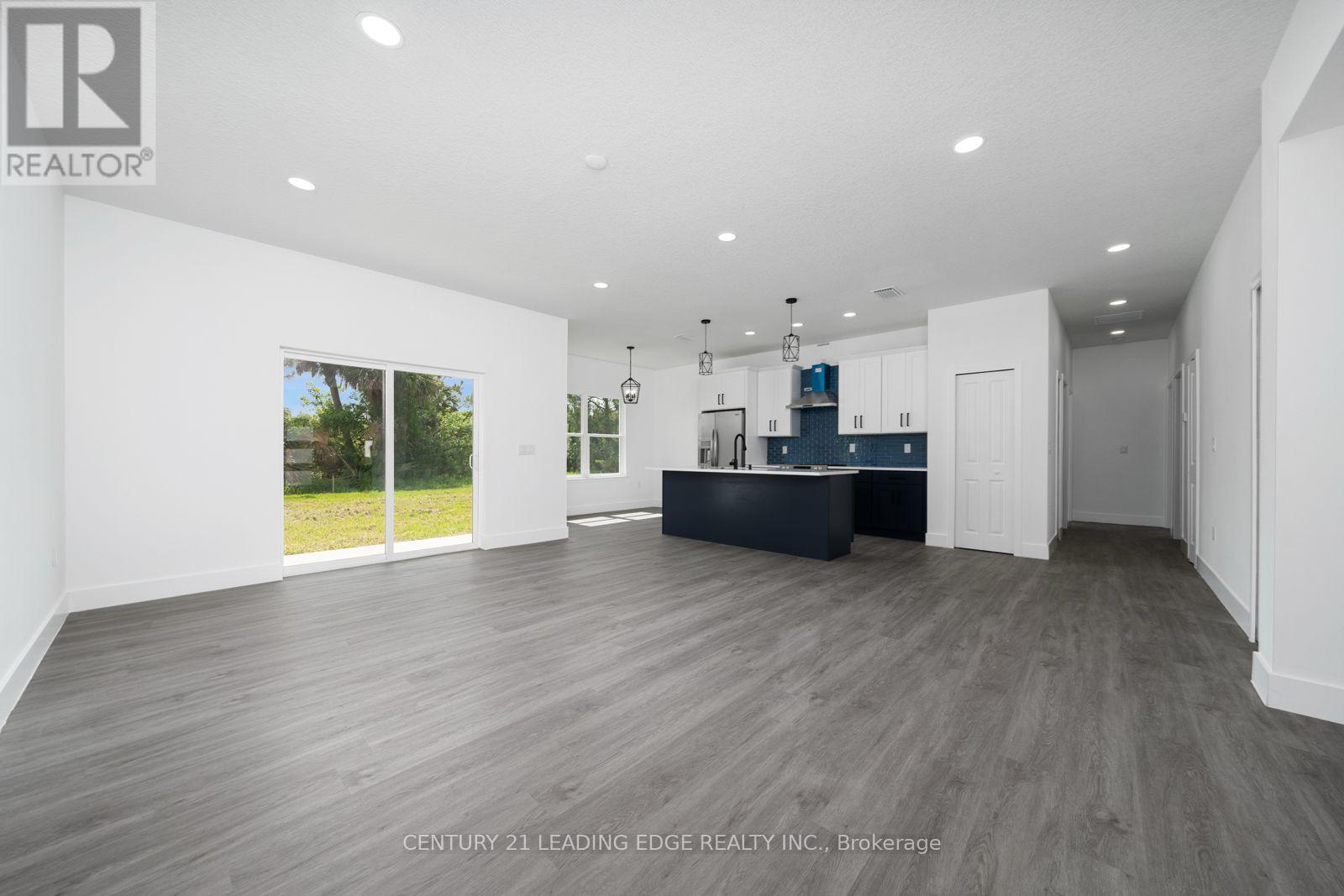 Sw - 3270 Framingham Avenue, Florida  Usa, Ontario    - Photo 4 - X12456478