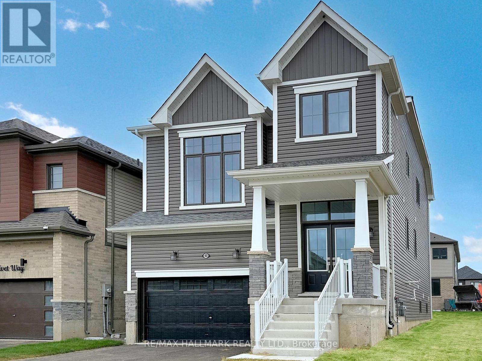 40 Velvet Way, Thorold, Ontario  L2V 0P3 - Photo 2 - X12456489