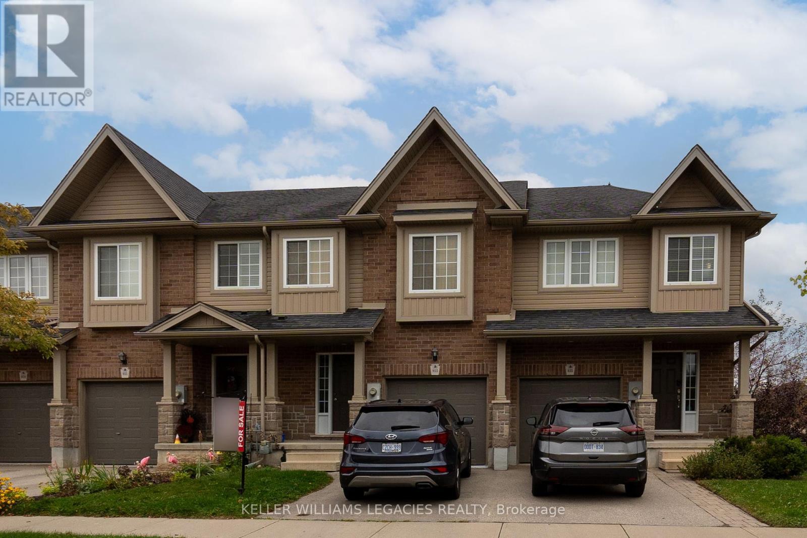 933 ZELLER CRESCENT, Kitchener, Ontario