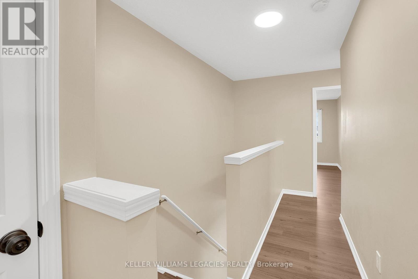 933 Zeller Crescent, Kitchener, Ontario  N2A 0C7 - Photo 12 - X12456493