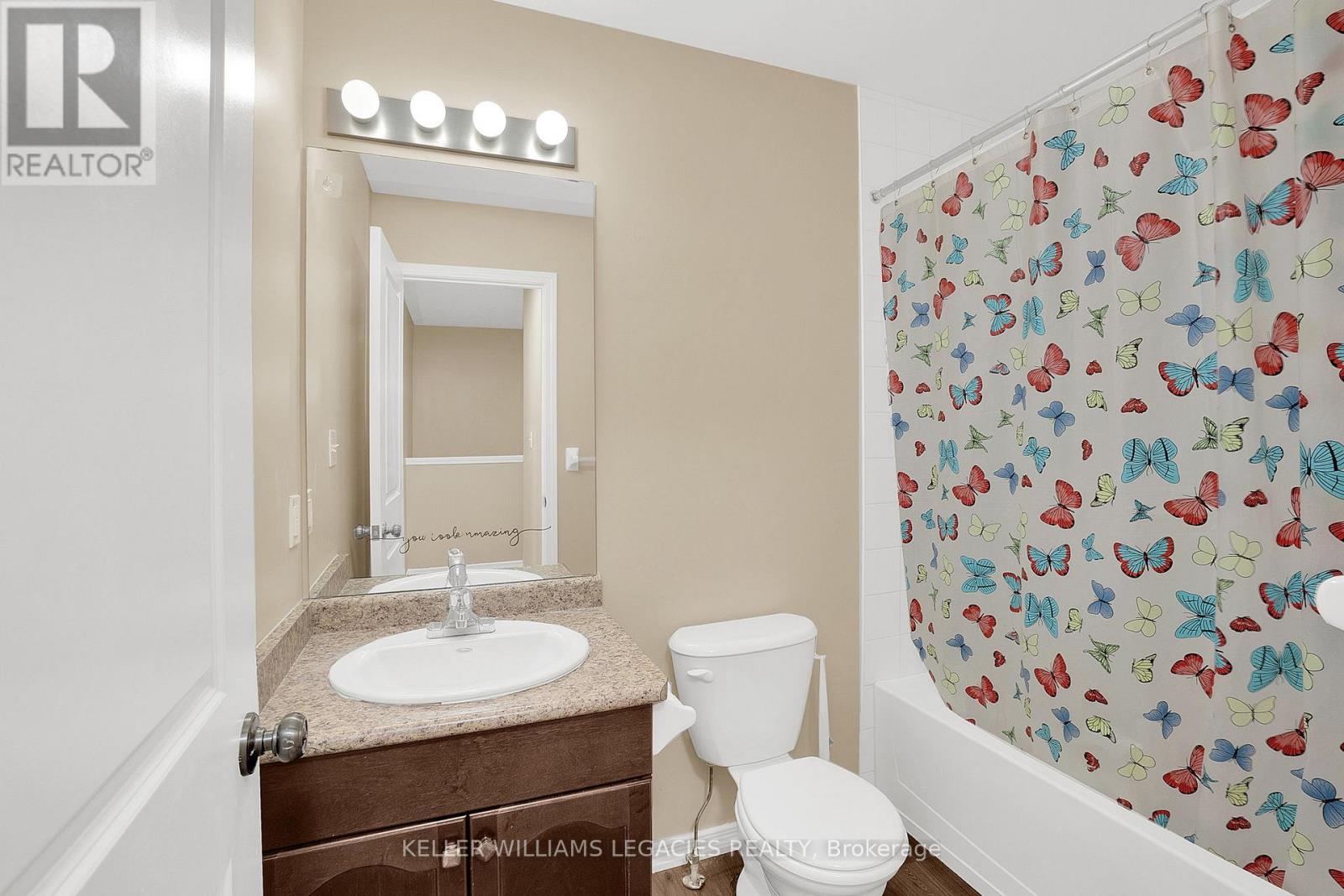 933 Zeller Crescent, Kitchener, Ontario  N2A 0C7 - Photo 14 - X12456493