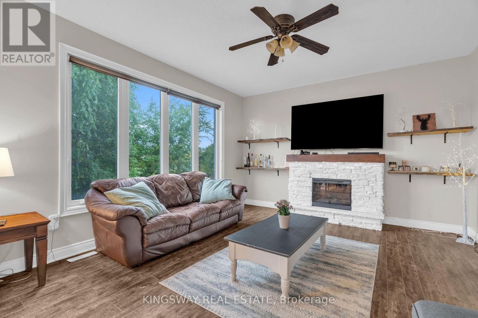 75 Chase Crescent, Cambridge, Ontario  N3C 0B3 - Photo 11 - X12456495