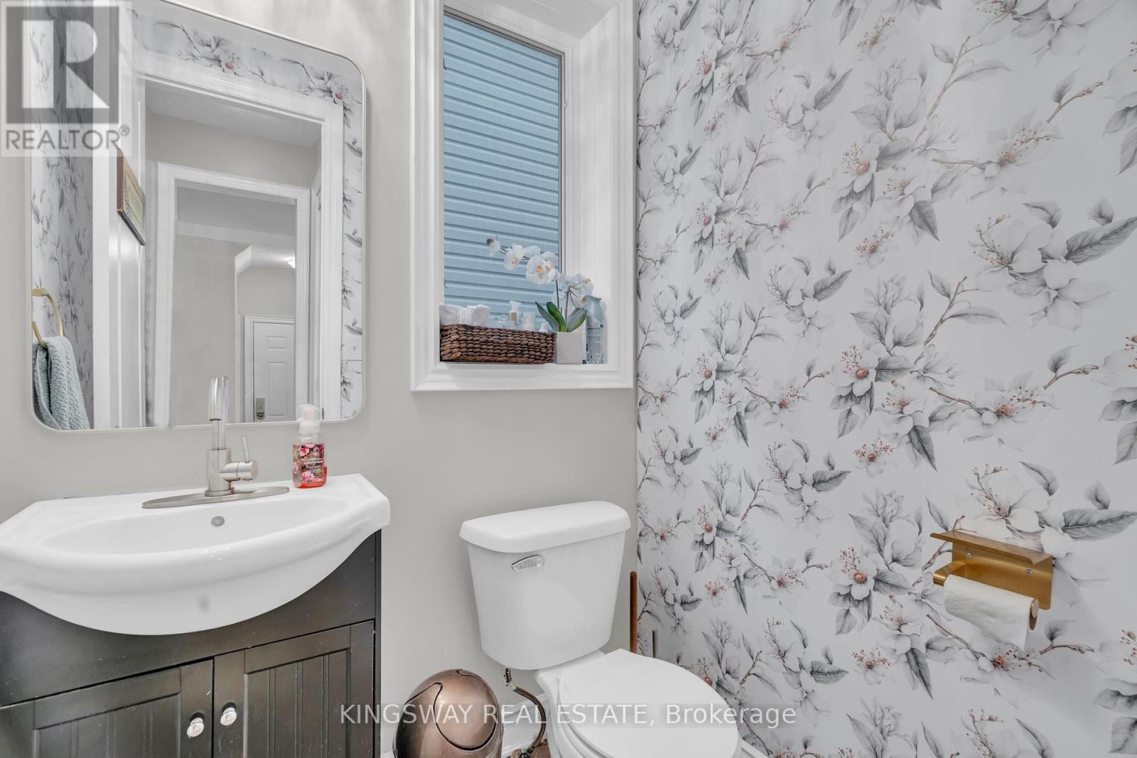 75 Chase Crescent, Cambridge, Ontario  N3C 0B3 - Photo 18 - X12456495