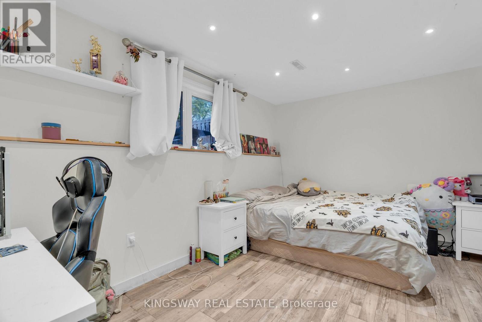 75 Chase Crescent, Cambridge, Ontario  N3C 0B3 - Photo 19 - X12456495