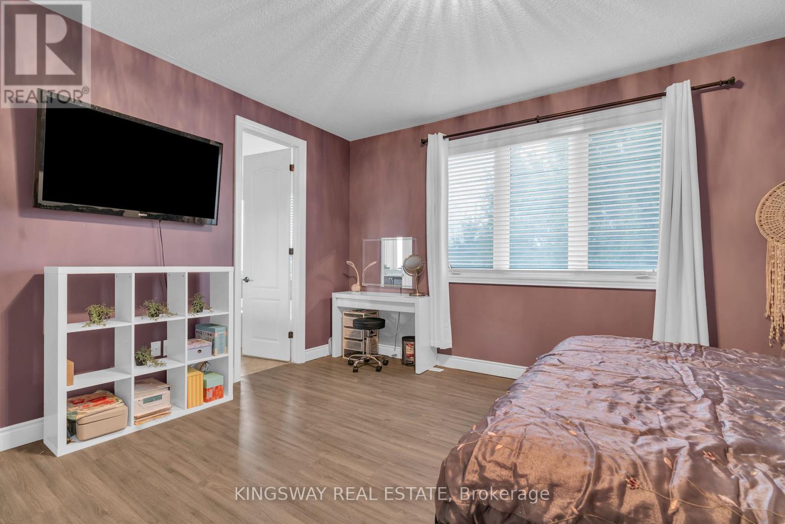 75 Chase Crescent, Cambridge, Ontario  N3C 0B3 - Photo 28 - X12456495