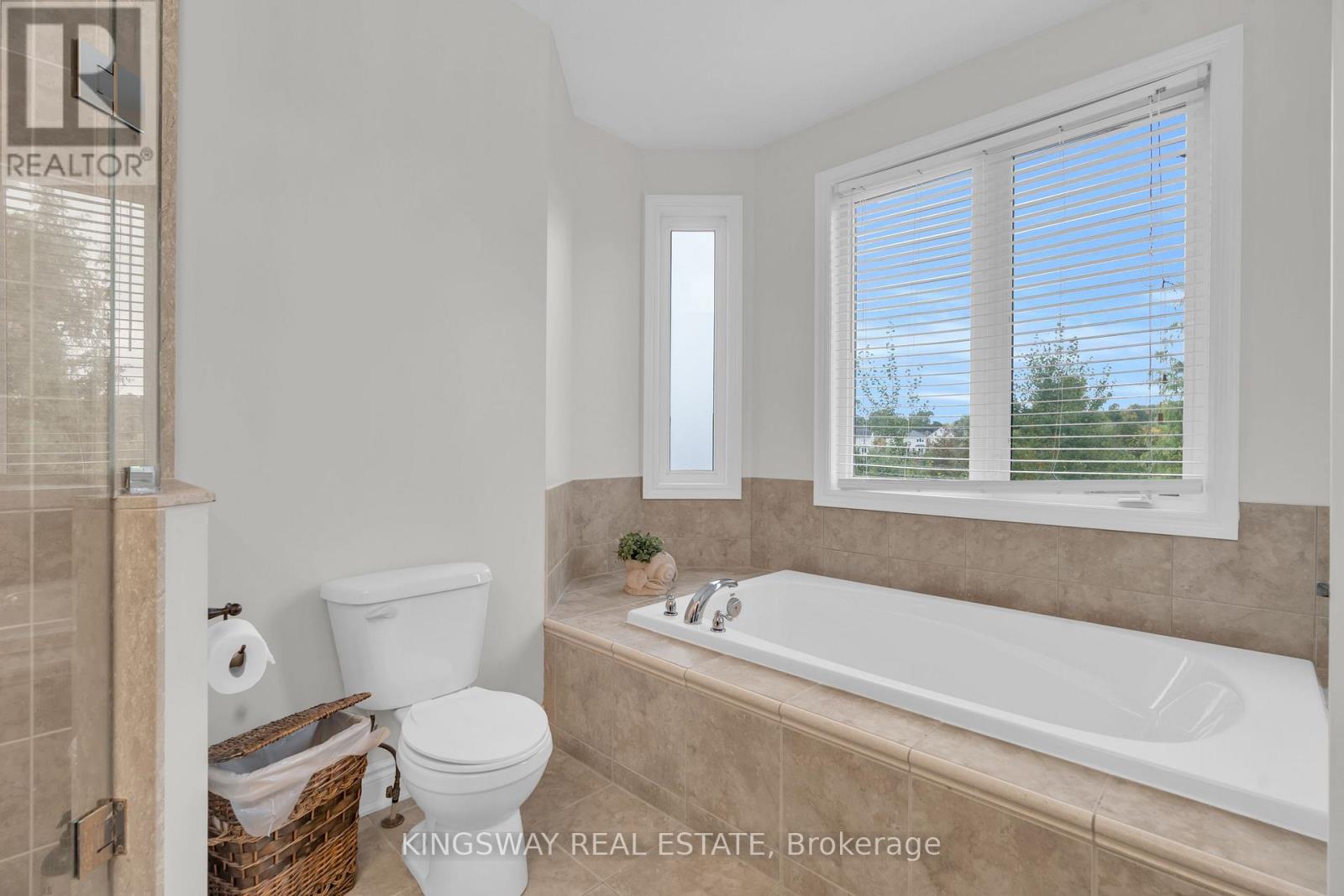 75 Chase Crescent, Cambridge, Ontario  N3C 0B3 - Photo 31 - X12456495