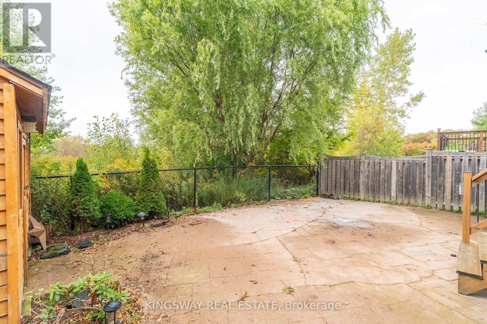 75 Chase Crescent, Cambridge, Ontario  N3C 0B3 - Photo 41 - X12456495