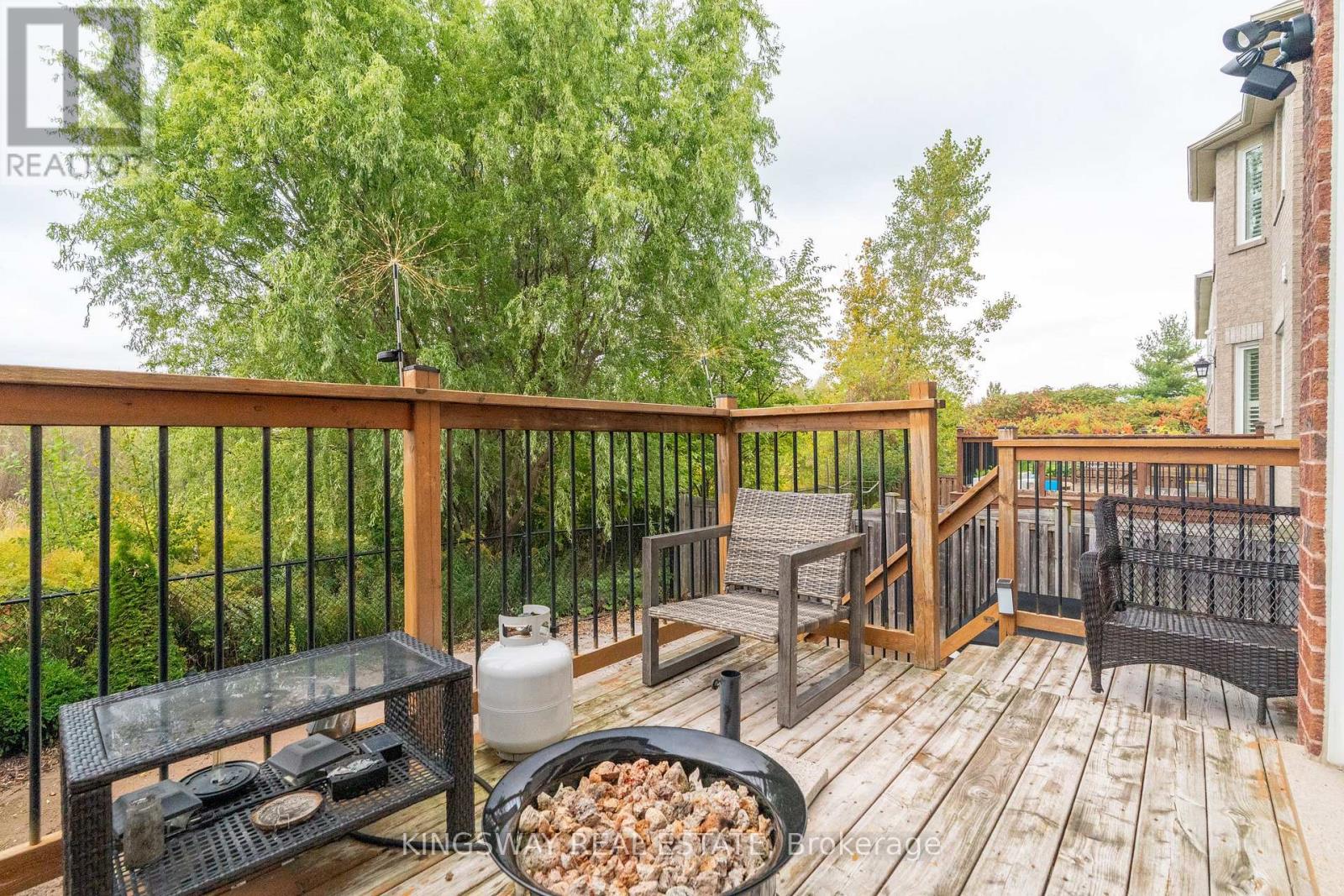 75 Chase Crescent, Cambridge, Ontario  N3C 0B3 - Photo 43 - X12456495