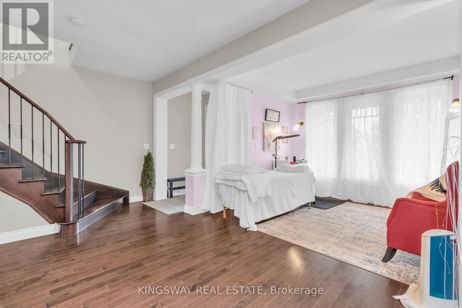 75 Chase Crescent, Cambridge, Ontario  N3C 0B3 - Photo 6 - X12456495