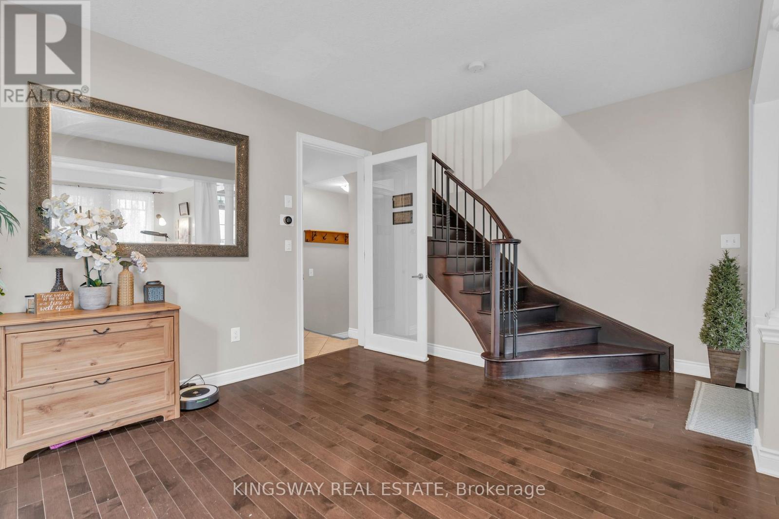 75 Chase Crescent, Cambridge, Ontario  N3C 0B3 - Photo 7 - X12456495
