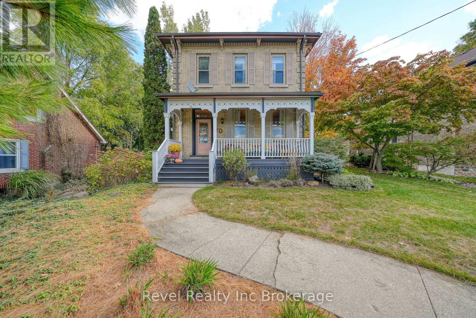 70 Oxford Street, Woodstock, Ontario  N4S 6A5 - Photo 1 - X12456568