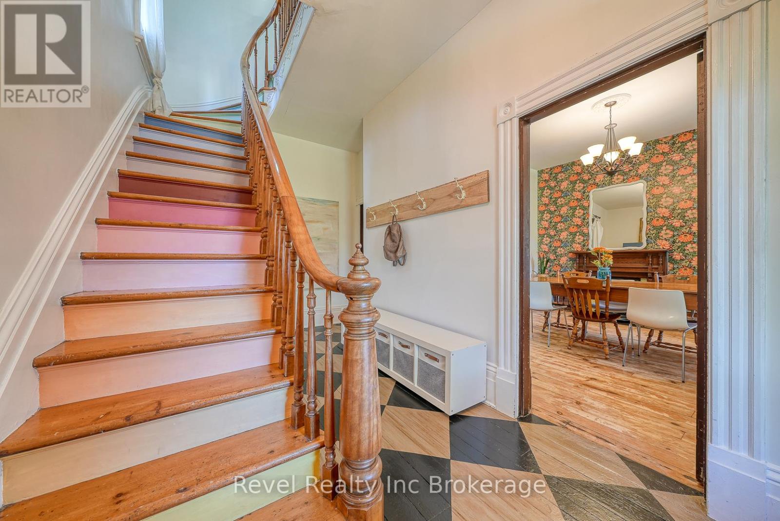 70 Oxford Street, Woodstock, Ontario  N4S 6A5 - Photo 11 - X12456568