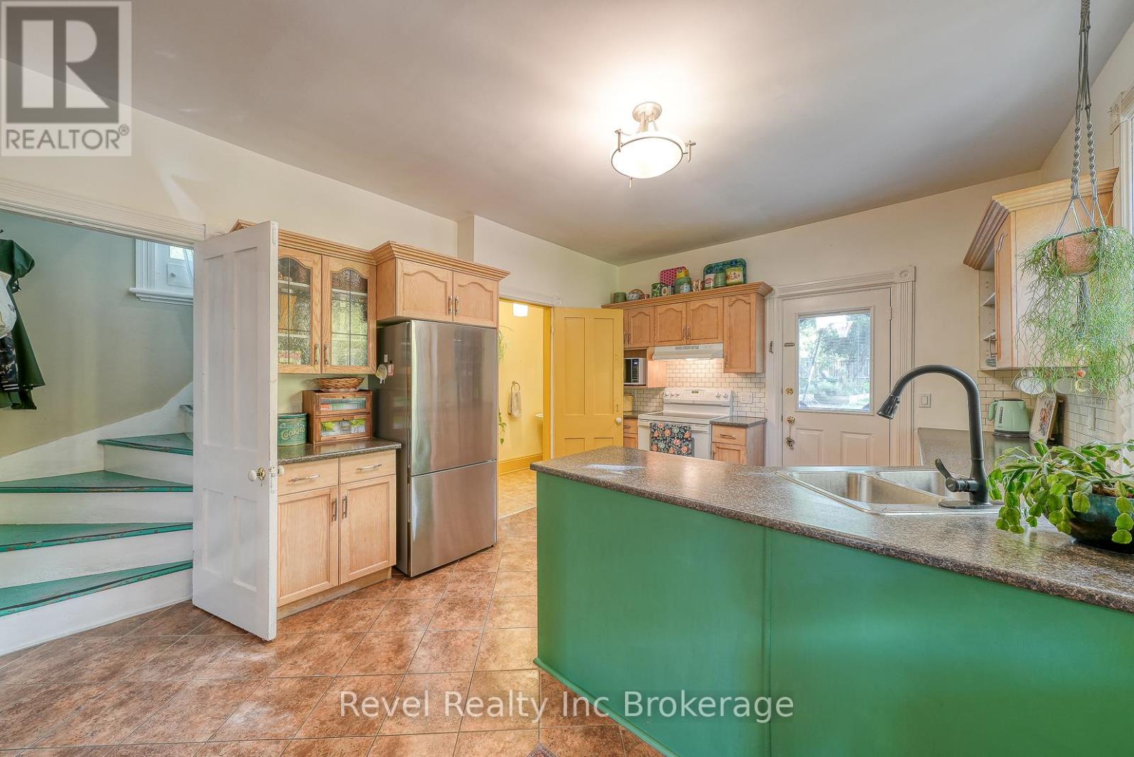 70 Oxford Street, Woodstock, Ontario  N4S 6A5 - Photo 16 - X12456568