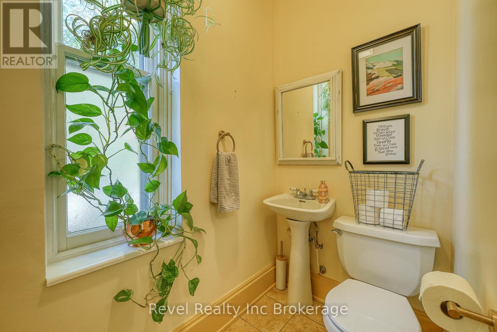 70 Oxford Street, Woodstock, Ontario  N4S 6A5 - Photo 19 - X12456568