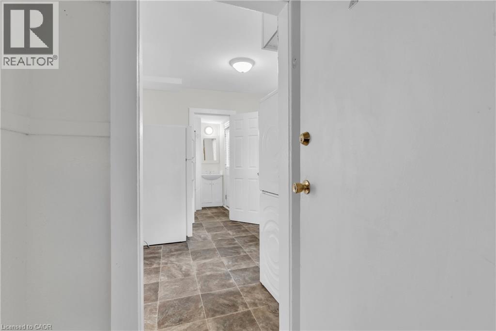 503 Victoria Street N Unit# 2, Kitchener, Ontario  N2H 5E7 - Photo 5 - 40778114