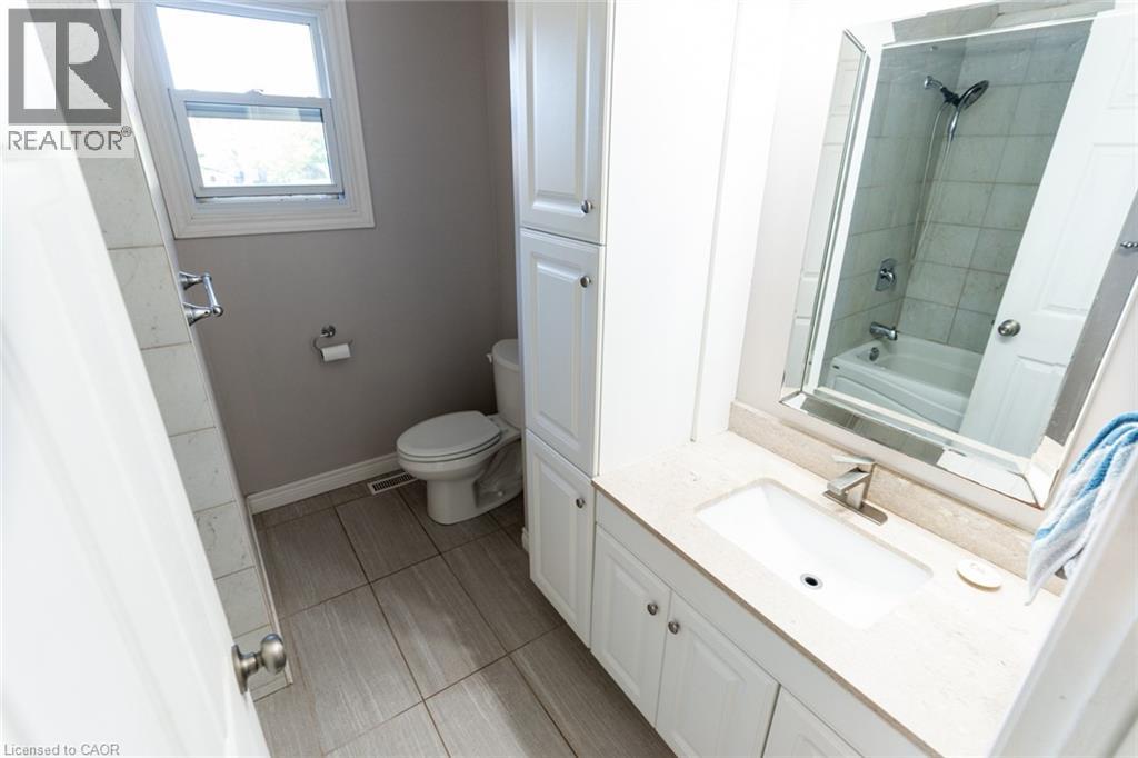 39 Evelyn Street, Brantford, Ontario  N3R 3G8 - Photo 14 - 40778036