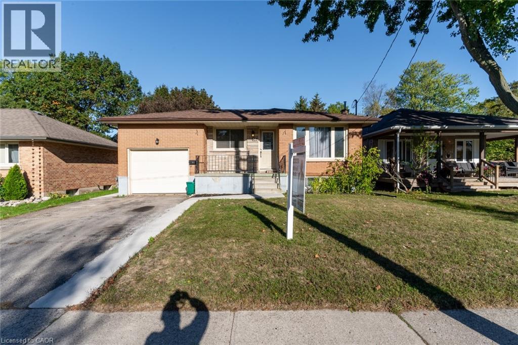 39 Evelyn Street, Brantford, Ontario  N3R 3G8 - Photo 2 - 40778036