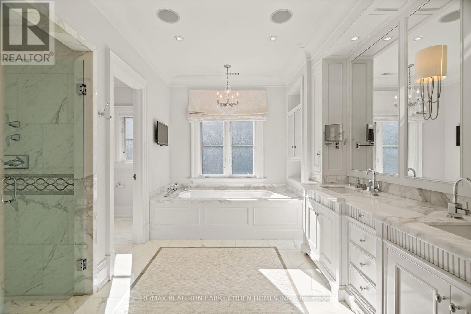 33 Blyth Hill Road, Toronto, Ontario  M4N 3L6 - Photo 18 - C12456501