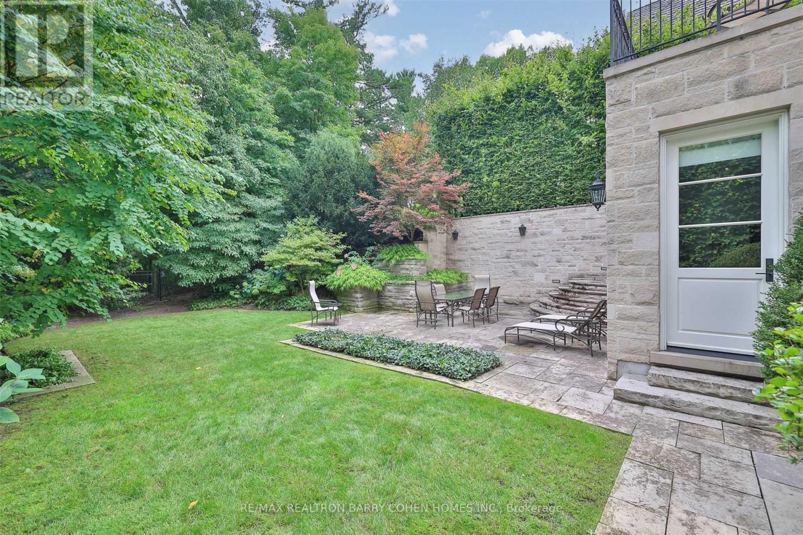 33 Blyth Hill Road, Toronto, Ontario  M4N 3L6 - Photo 34 - C12456501