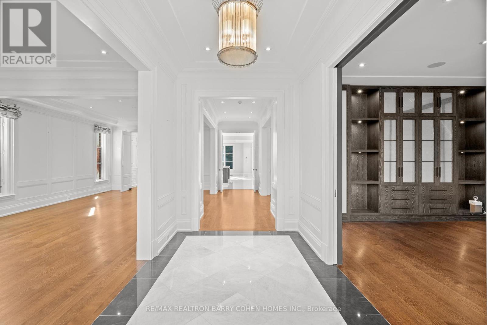 33 Blyth Hill Road, Toronto, Ontario  M4N 3L6 - Photo 4 - C12456501