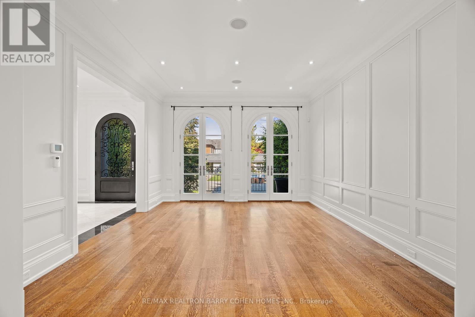 33 Blyth Hill Road, Toronto, Ontario  M4N 3L6 - Photo 7 - C12456501
