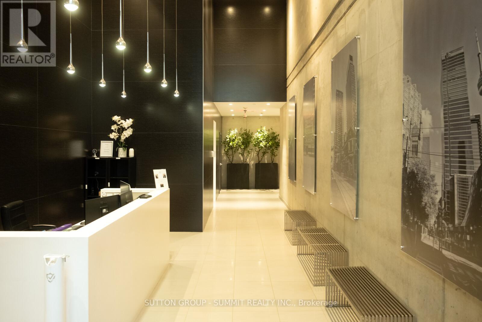 902 - 11 Charlotte Street, Toronto, Ontario  M5V 0M6 - Photo 20 - C12456609