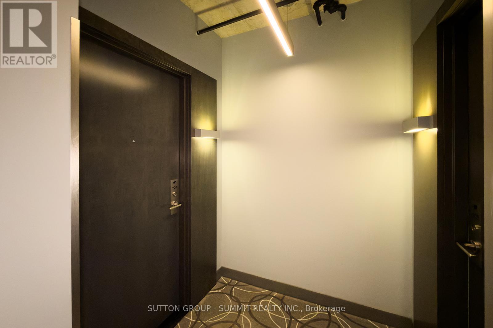 902 - 11 Charlotte Street, Toronto, Ontario  M5V 0M6 - Photo 21 - C12456609