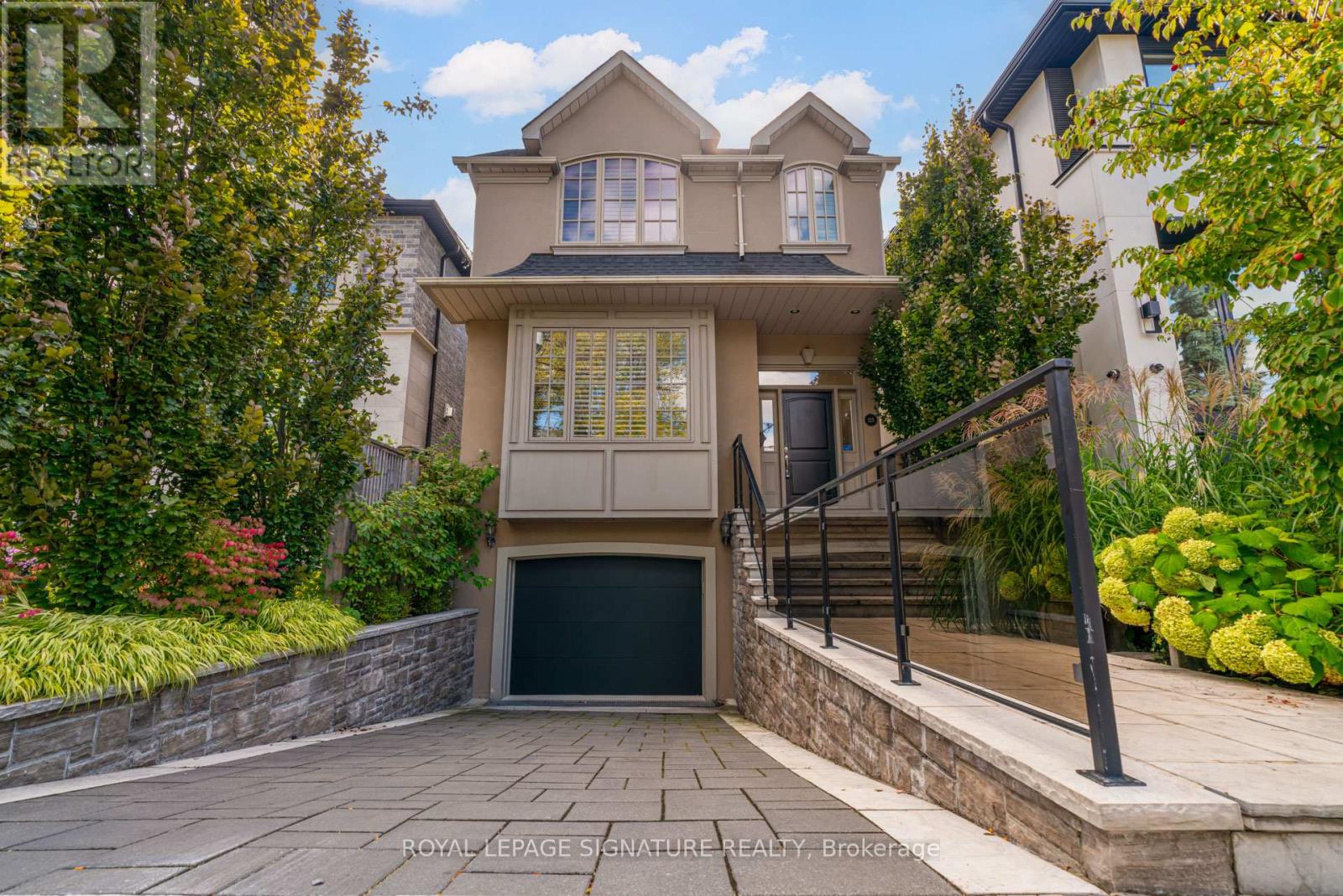 125 JOICEY BOULEVARD, Toronto, Ontario