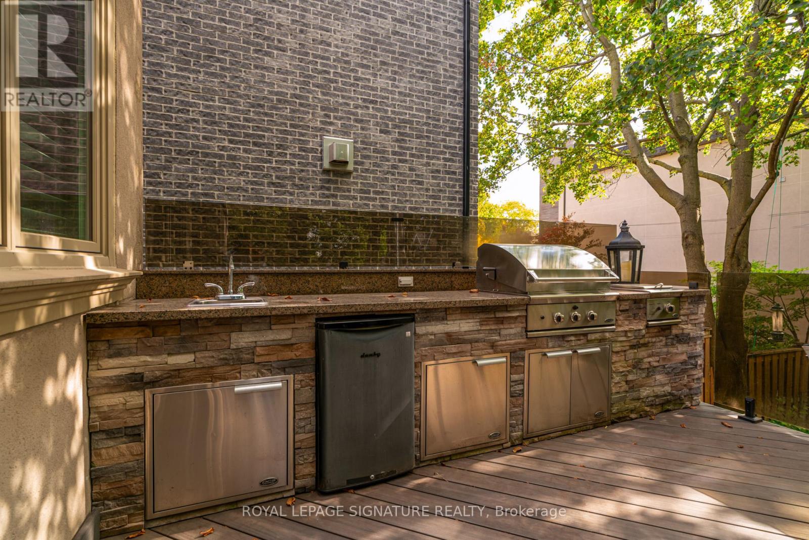 125 Joicey Boulevard, Toronto, Ontario  M5M 2T8 - Photo 27 - C12456654