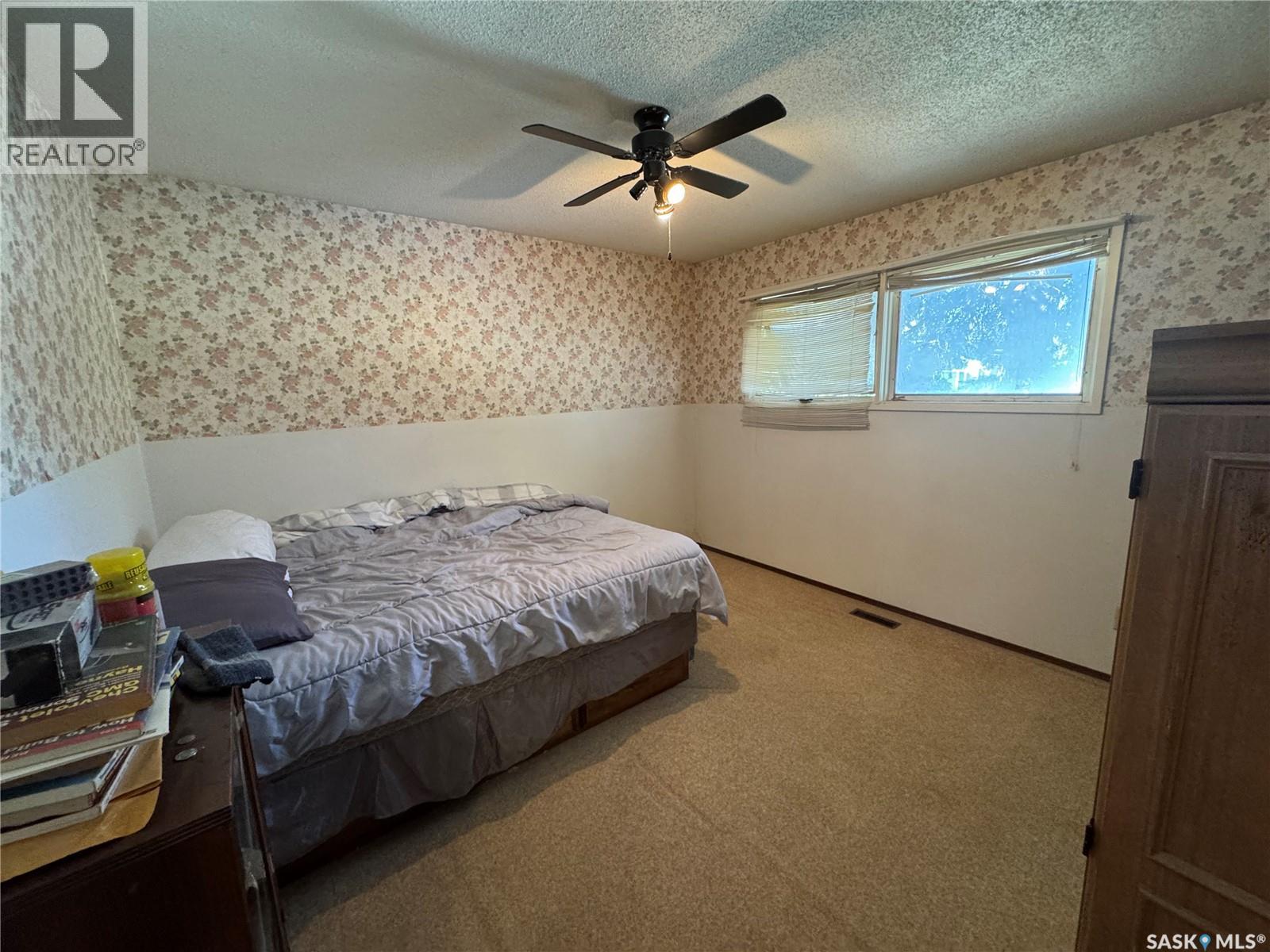 1215 Athabasca Street W, Moose Jaw, Saskatchewan  S6H 6C7 - Photo 10 - SK020624