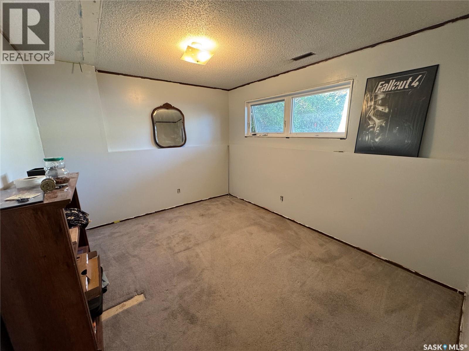 1215 Athabasca Street W, Moose Jaw, Saskatchewan  S6H 6C7 - Photo 14 - SK020624