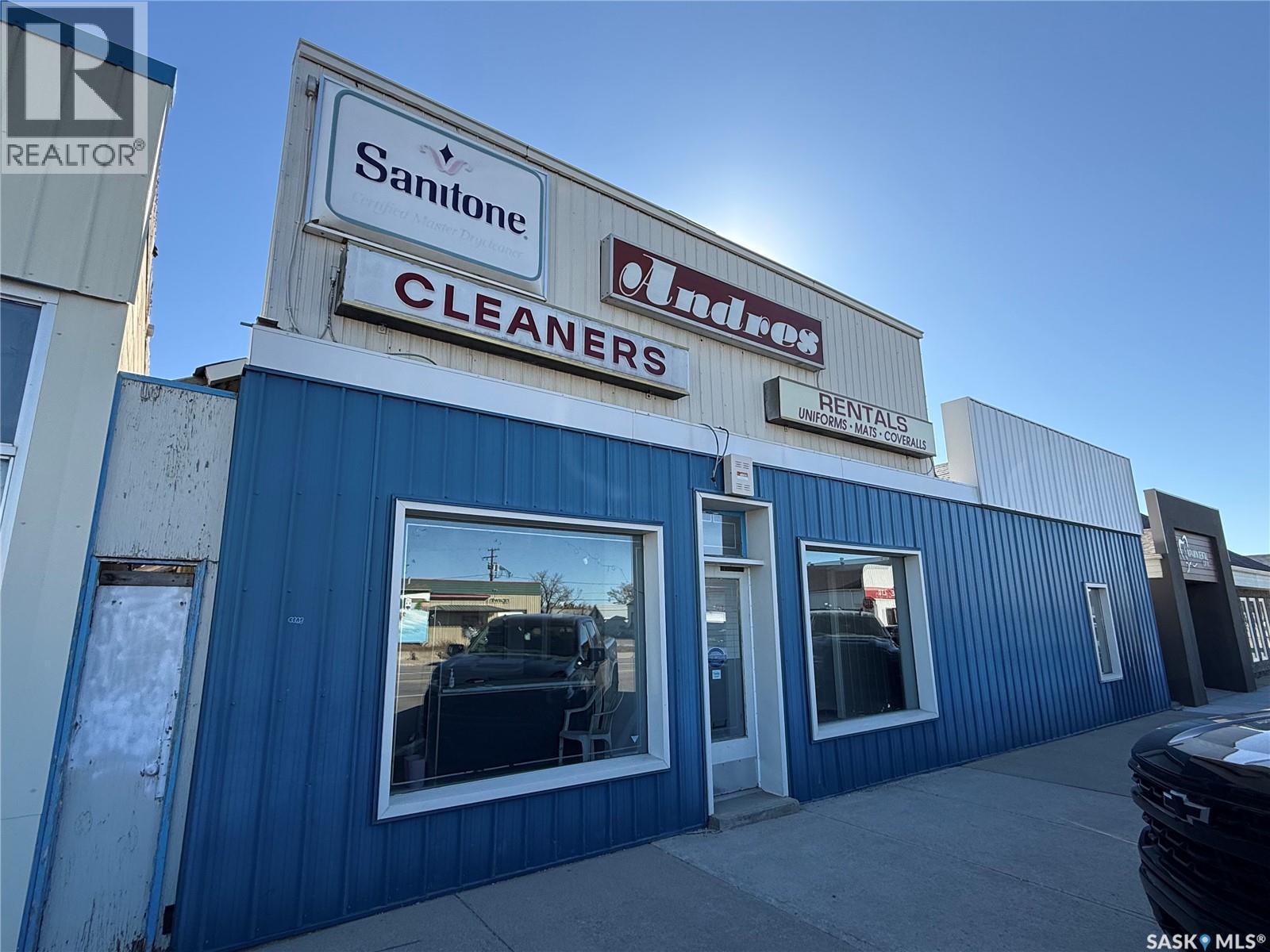 212 1ST AVENUE W, Nipawin, Saskatchewan