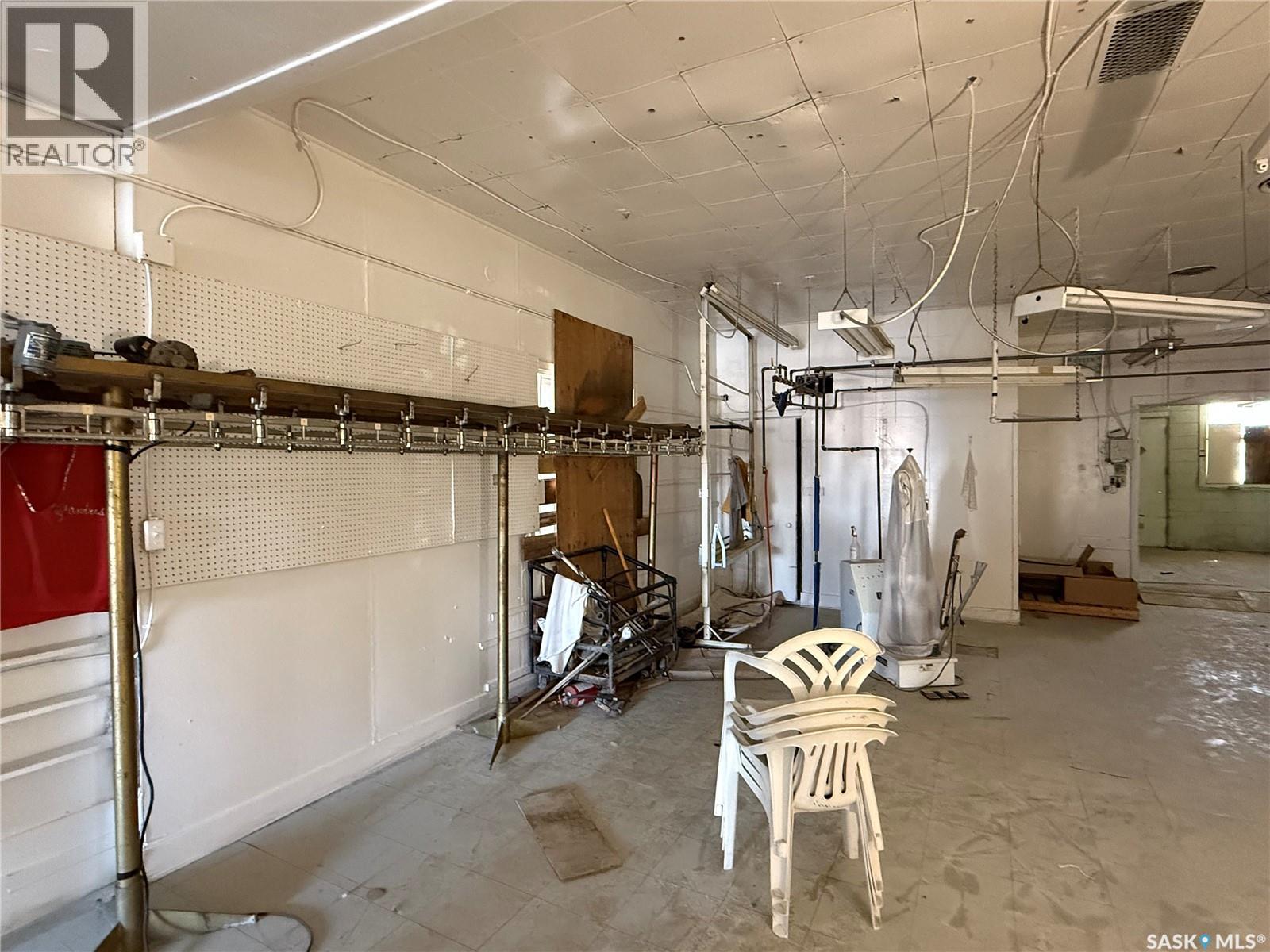 212 1st Avenue W, Nipawin, Saskatchewan  S0E 1E0 - Photo 10 - SK020613