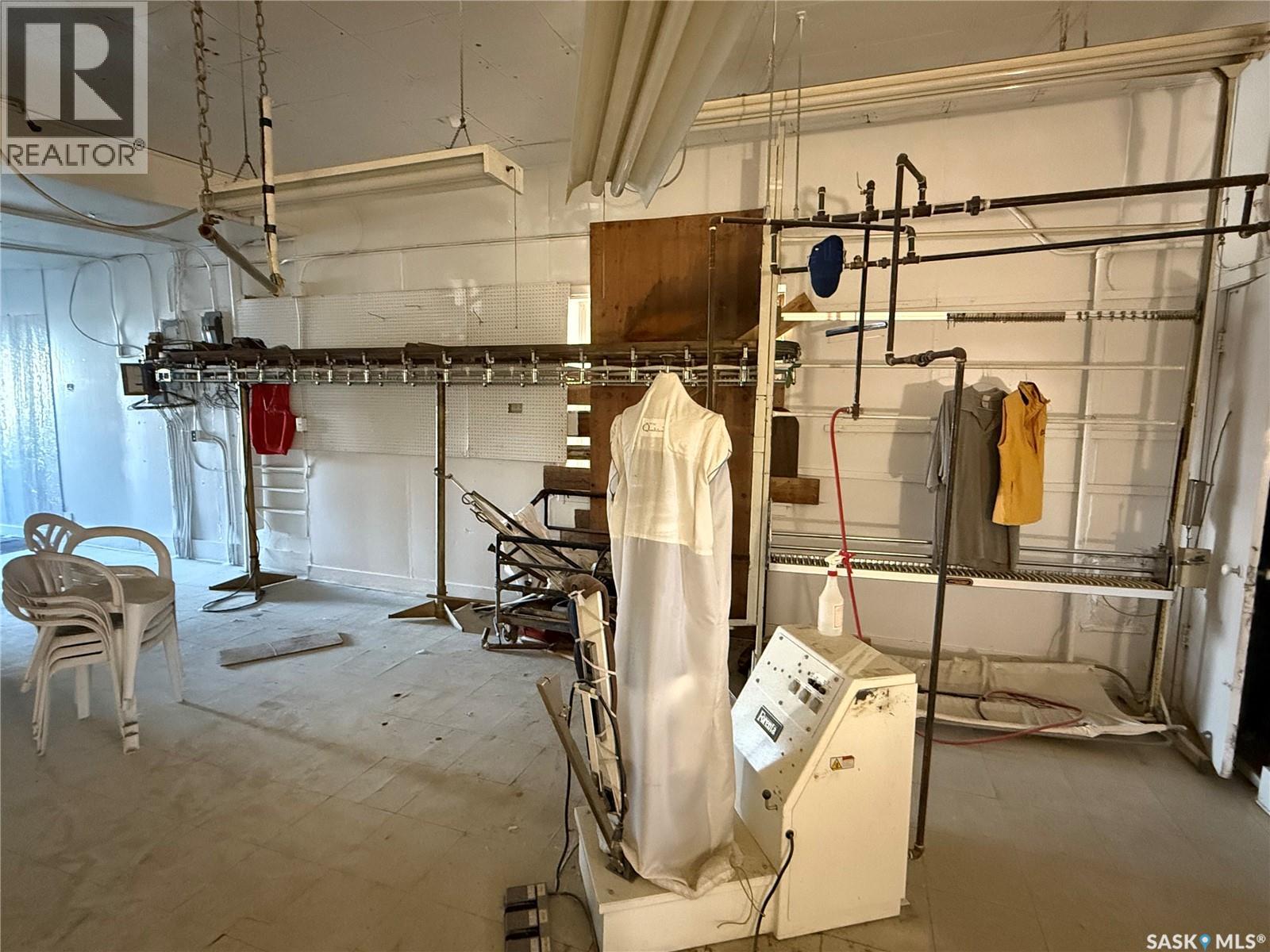 212 1st Avenue W, Nipawin, Saskatchewan  S0E 1E0 - Photo 12 - SK020613