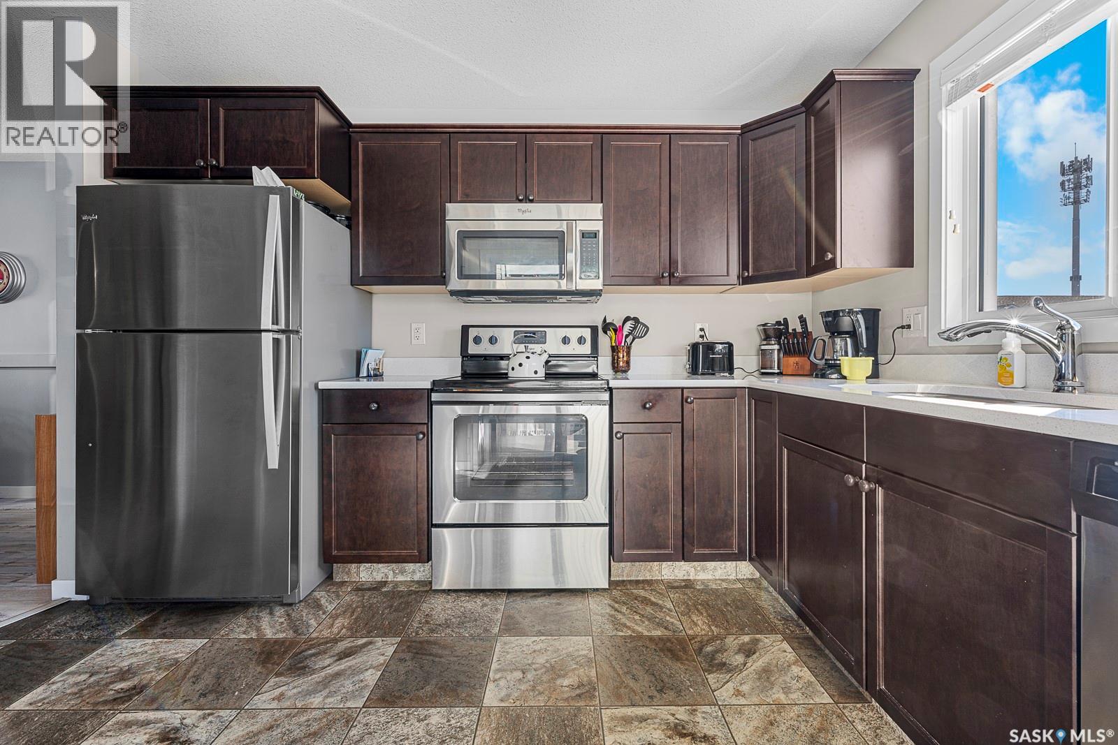 17 4850 Harbour Landing Drive, Regina, Saskatchewan  S4W 0K9 - Photo 4 - SK020606