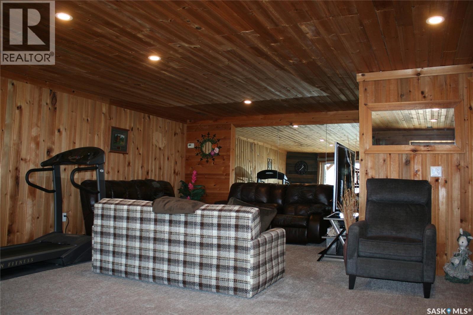 728 Elm Street, Resort Village Of Pasqua Lake, Sk., North Qu'appelle Rm No. 187, Saskatchewan  S0G 1S0 - Photo 28 - SK020490