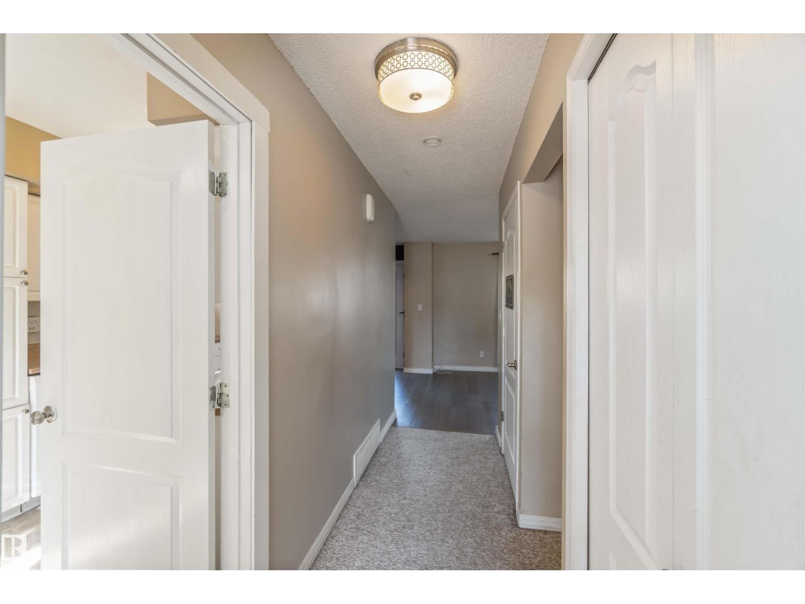 324 Grandin Vg, St. Albert, Alberta  T8N 2R6 - Photo 4 - E4461538