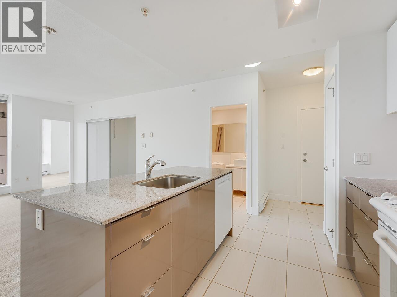 1105 4808 Hazel Street, Burnaby, British Columbia  V5H 0A2 - Photo 3 - R3057258