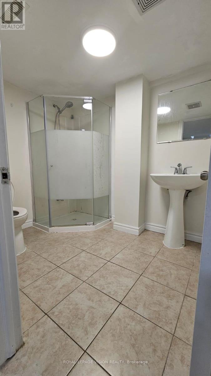 34 Seward Crescent, Ajax, Ontario  L1Z 2C3 - Photo 5 - E12456518