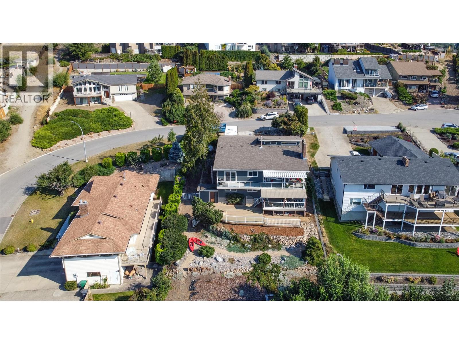 8818 Sunflower Place, Coldstream, British Columbia  V1B 2G2 - Photo 4 - 10363066