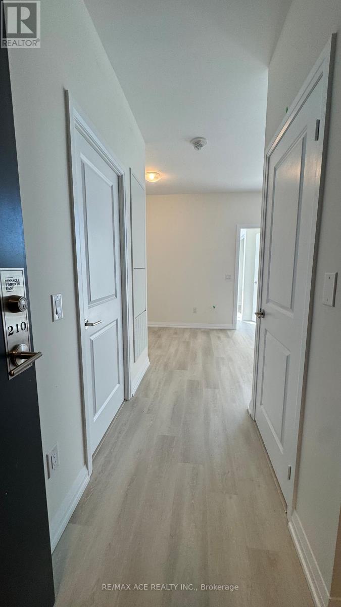 210 - 3260 Sheppard Avenue E, Toronto, Ontario  M1T 3K3 - Photo 4 - E12456643
