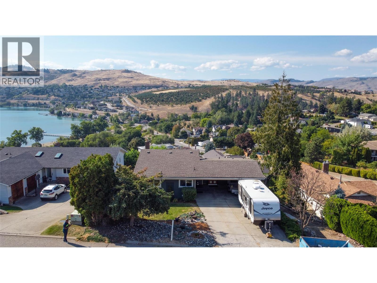 8818 Sunflower Place, Coldstream, British Columbia  V1B 2G2 - Photo 3 - 10363066