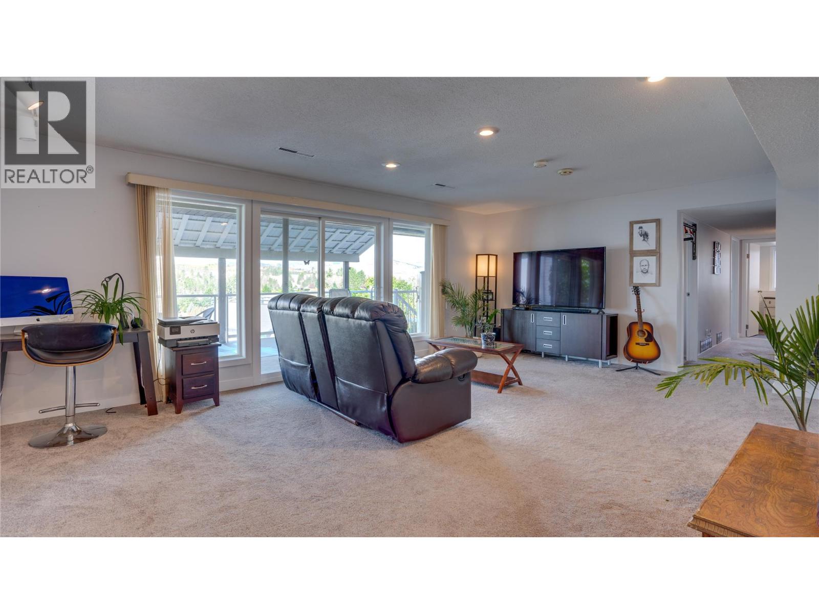 8818 Sunflower Place, Coldstream, British Columbia  V1B 2G2 - Photo 35 - 10363066