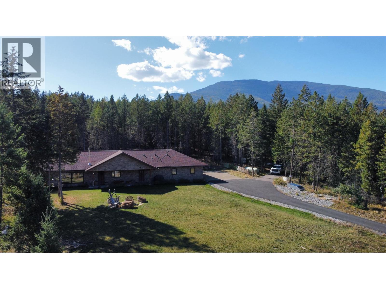 4427 Ferguson Road, Wardner, British Columbia  V0B 2J0 - Photo 37 - 10365544