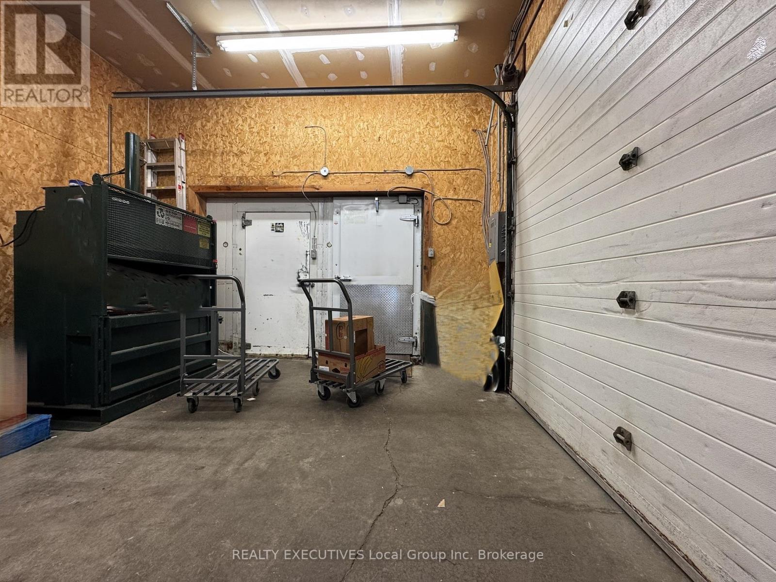 328 Main Street, Mattawa, Ontario  P0H 1V0 - Photo 5 - X12446695