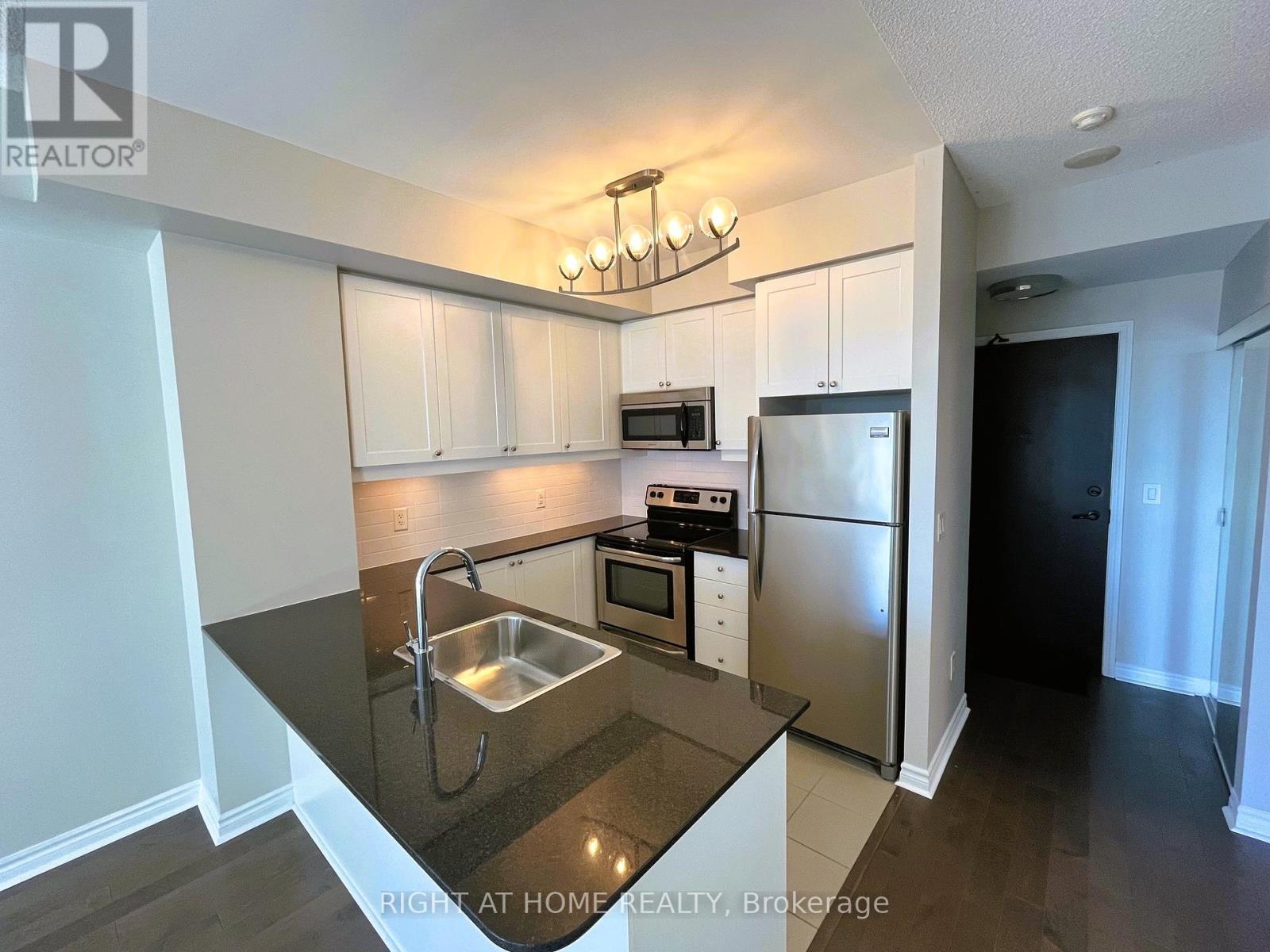 2709 - 385 PRINCE OF WALES DRIVE, Mississauga, Ontario
