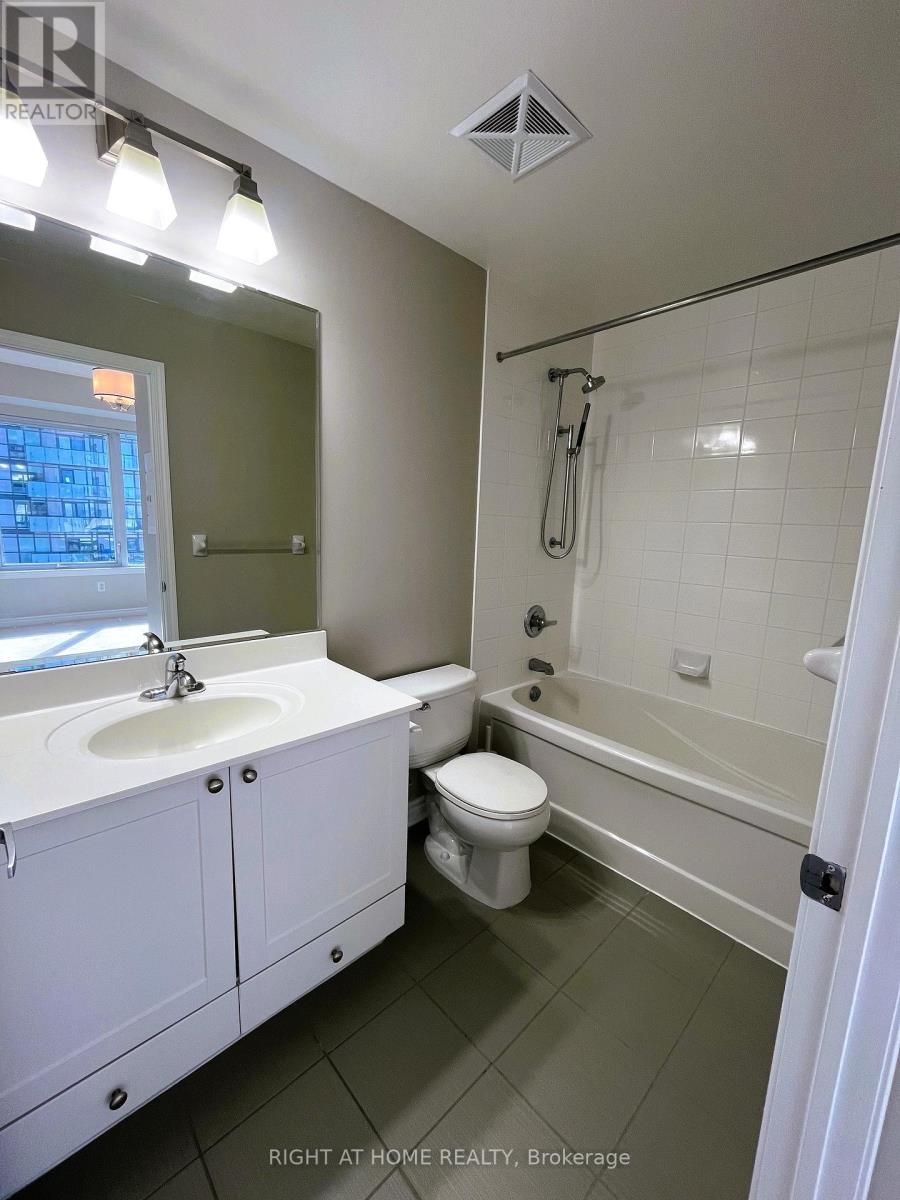 2709 - 385 Prince Of Wales Drive, Mississauga, Ontario  L5B 0C6 - Photo 14 - W12402904