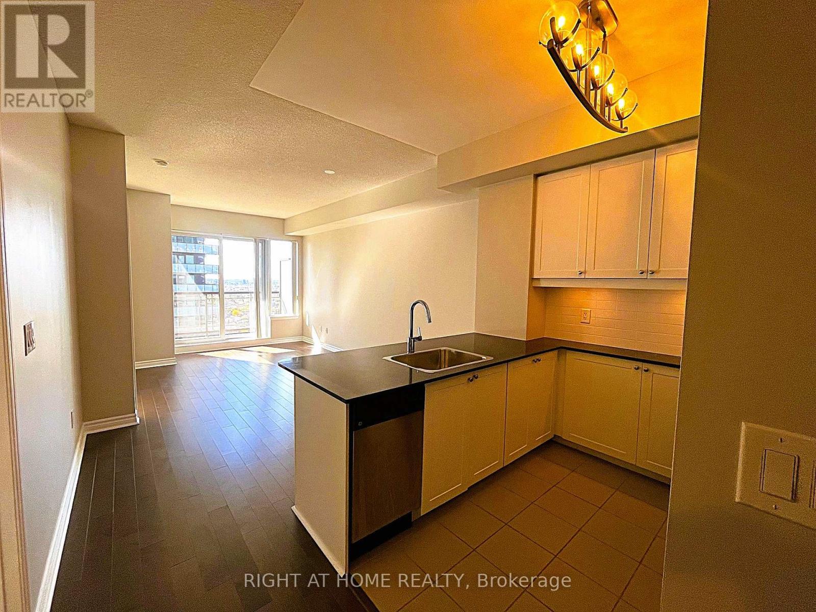 2709 - 385 Prince Of Wales Drive, Mississauga, Ontario  L5B 0C6 - Photo 3 - W12402904