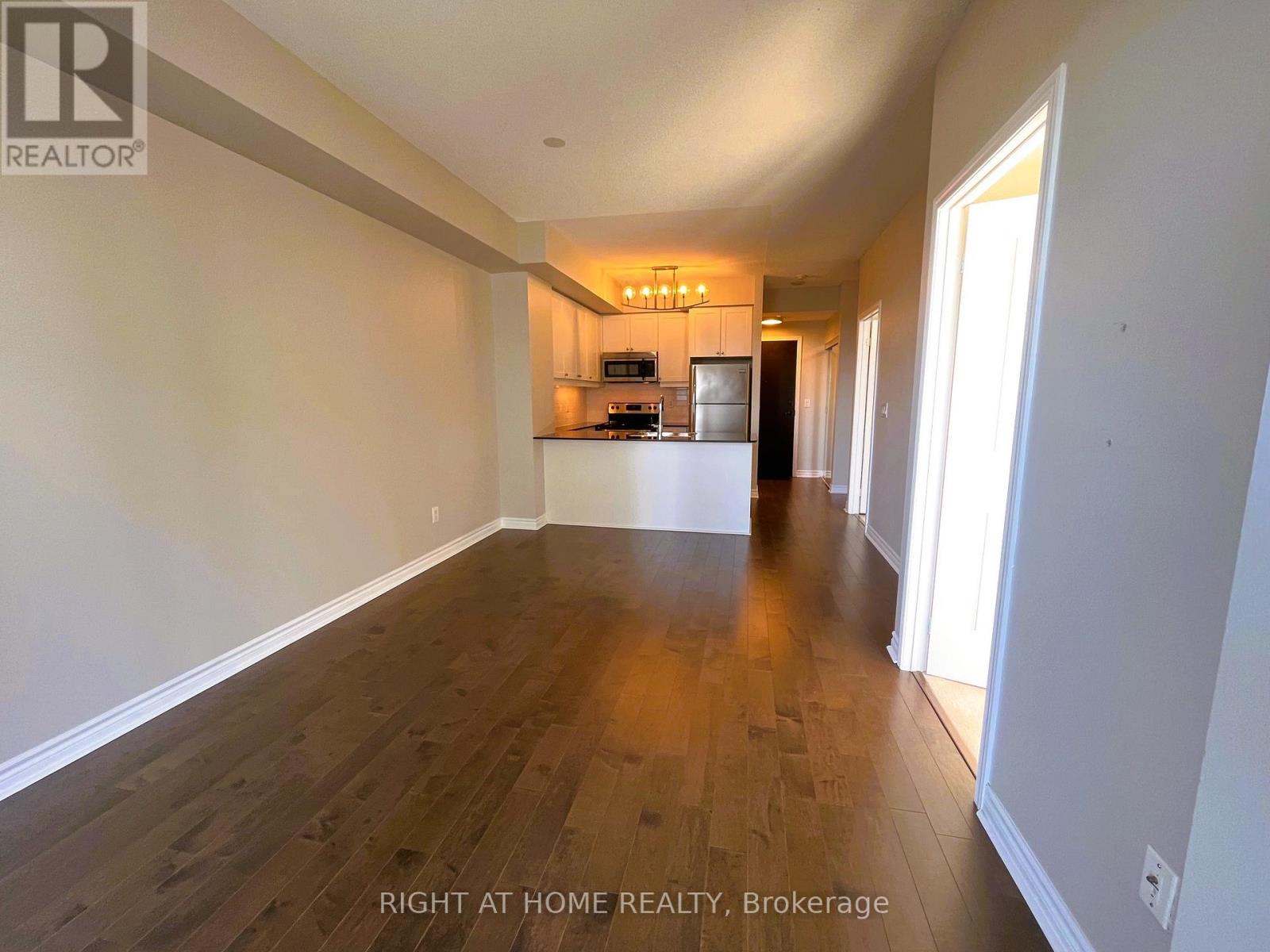 2709 - 385 Prince Of Wales Drive, Mississauga, Ontario  L5B 0C6 - Photo 5 - W12402904