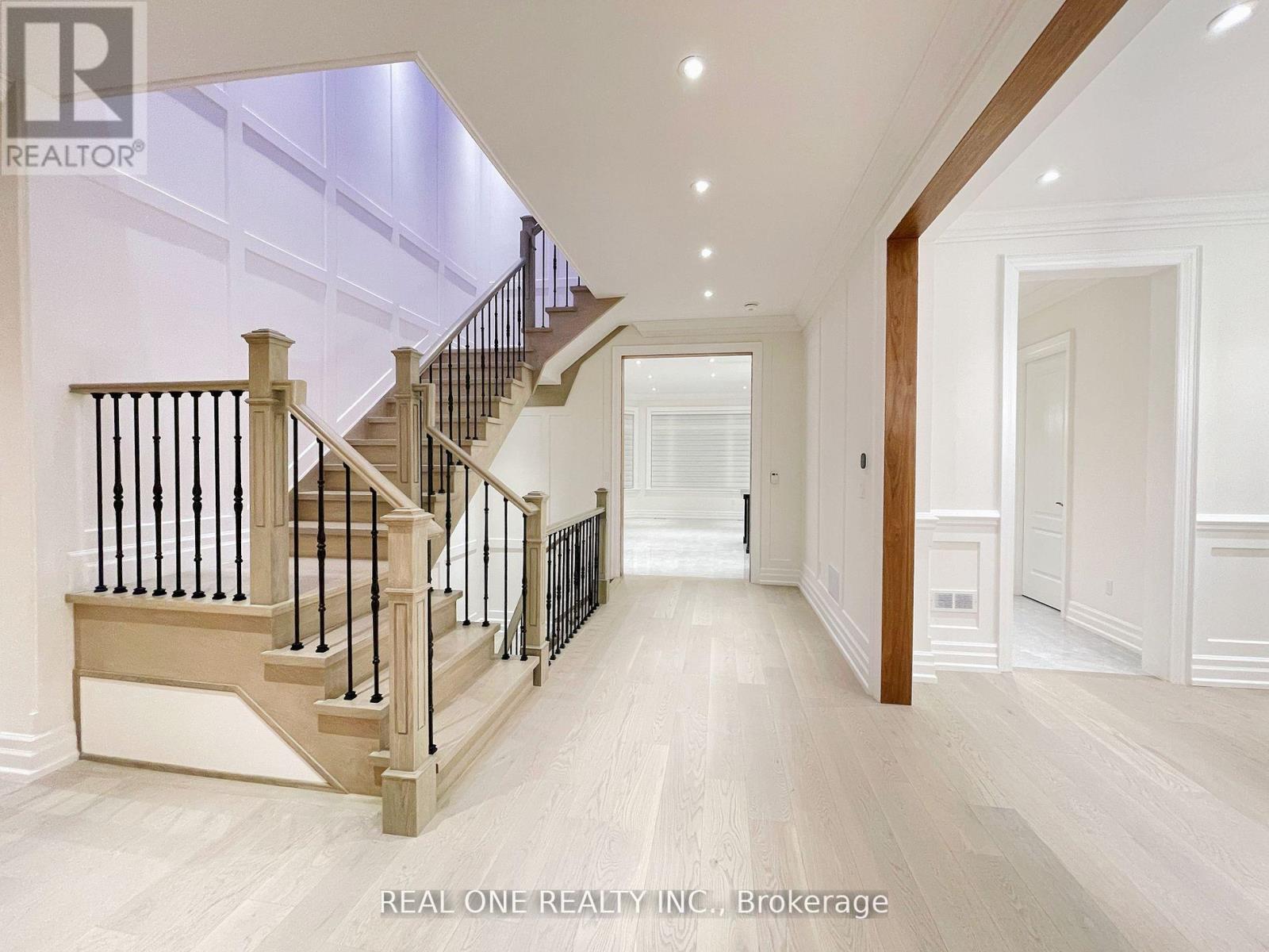 46 Hughson Drive, Markham, Ontario  L3R 2T8 - Photo 15 - N12456516